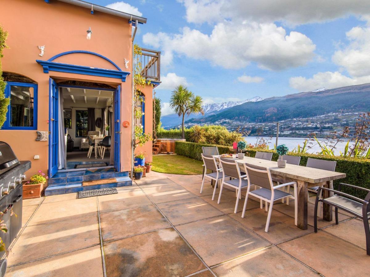Sunny Lakeview Villa Queenstown Exterior foto