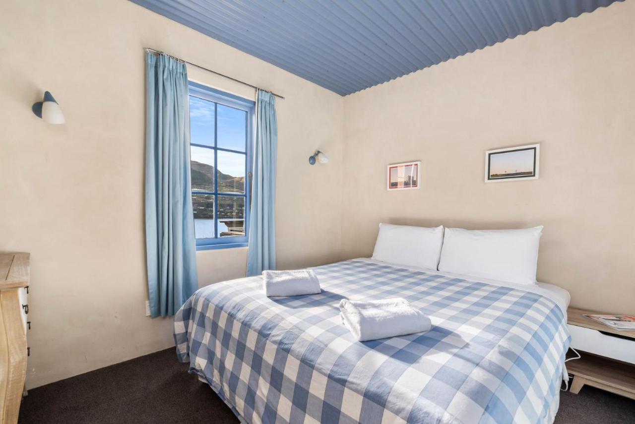 Sunny Lakeview Villa Queenstown Exterior foto
